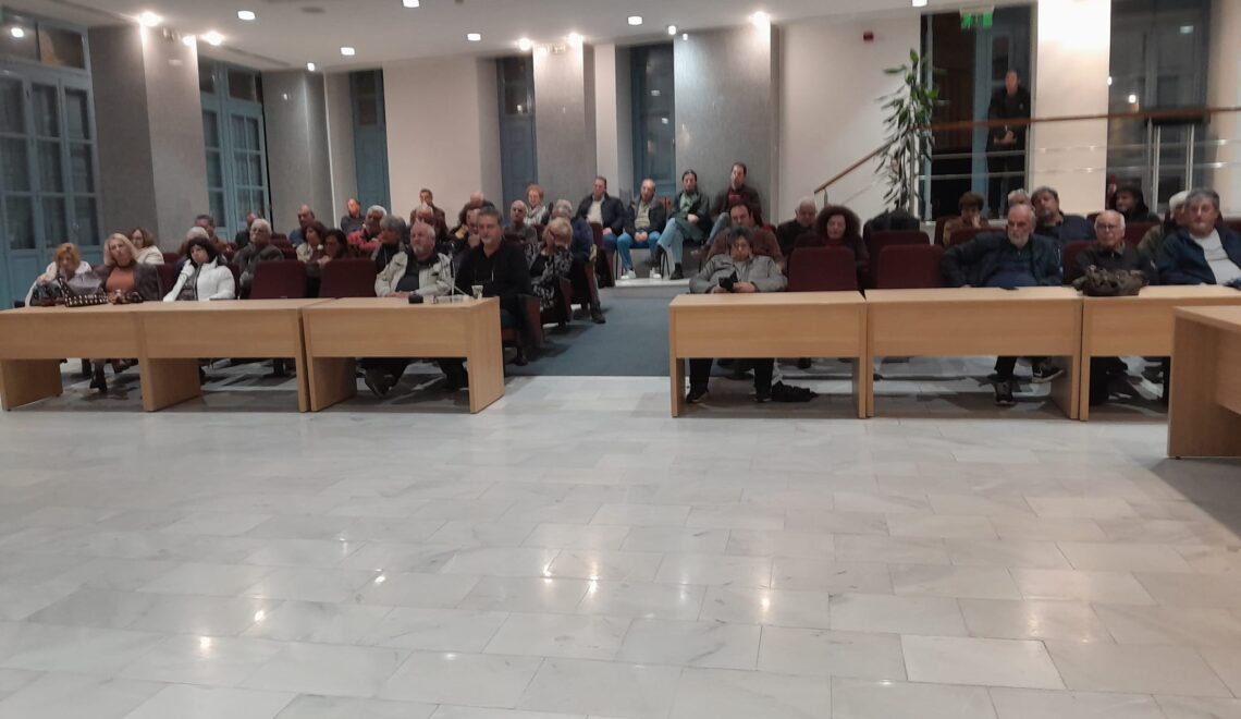 8 ΜΗΝΕΣ Αμφισσα 1